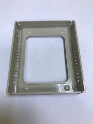 Вставка Supermicro 05-SC82708-XX00C104 для лотка 3.5" 